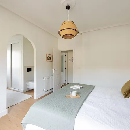 Appartement Renovated In Irun, 5 Minutes From Downtown Irun