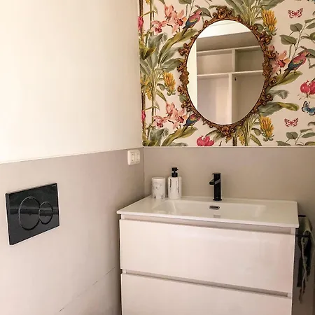 Renovated In Irun, 5 Minutes From Downtown Apartment