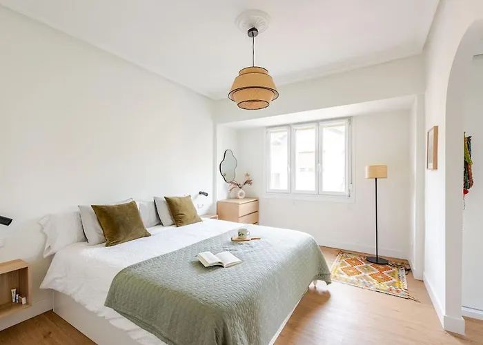 Lägenhet Renovated In Irun, 5 Minutes From Downtown *