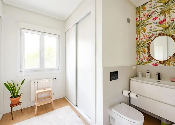 Lägenhet Renovated In Irun, 5 Minutes From Downtown *